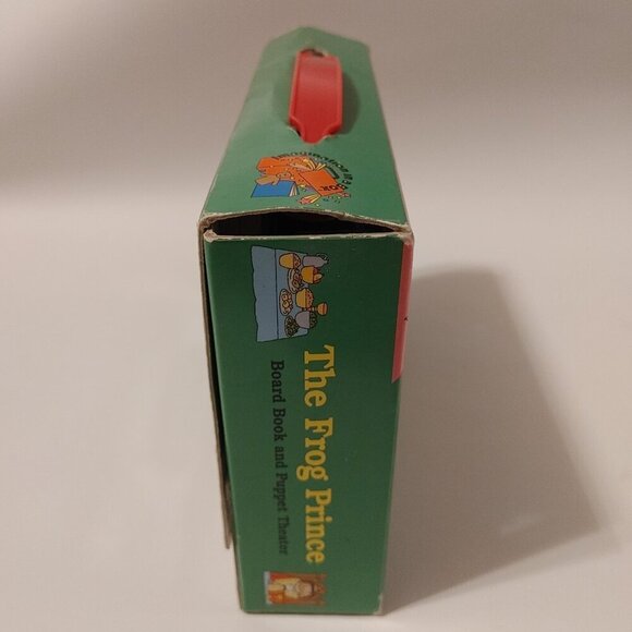 THE FROG PRINCE Board Book and Finger Puppet Theatre Gift Set 2004 - Picture 6 of 7